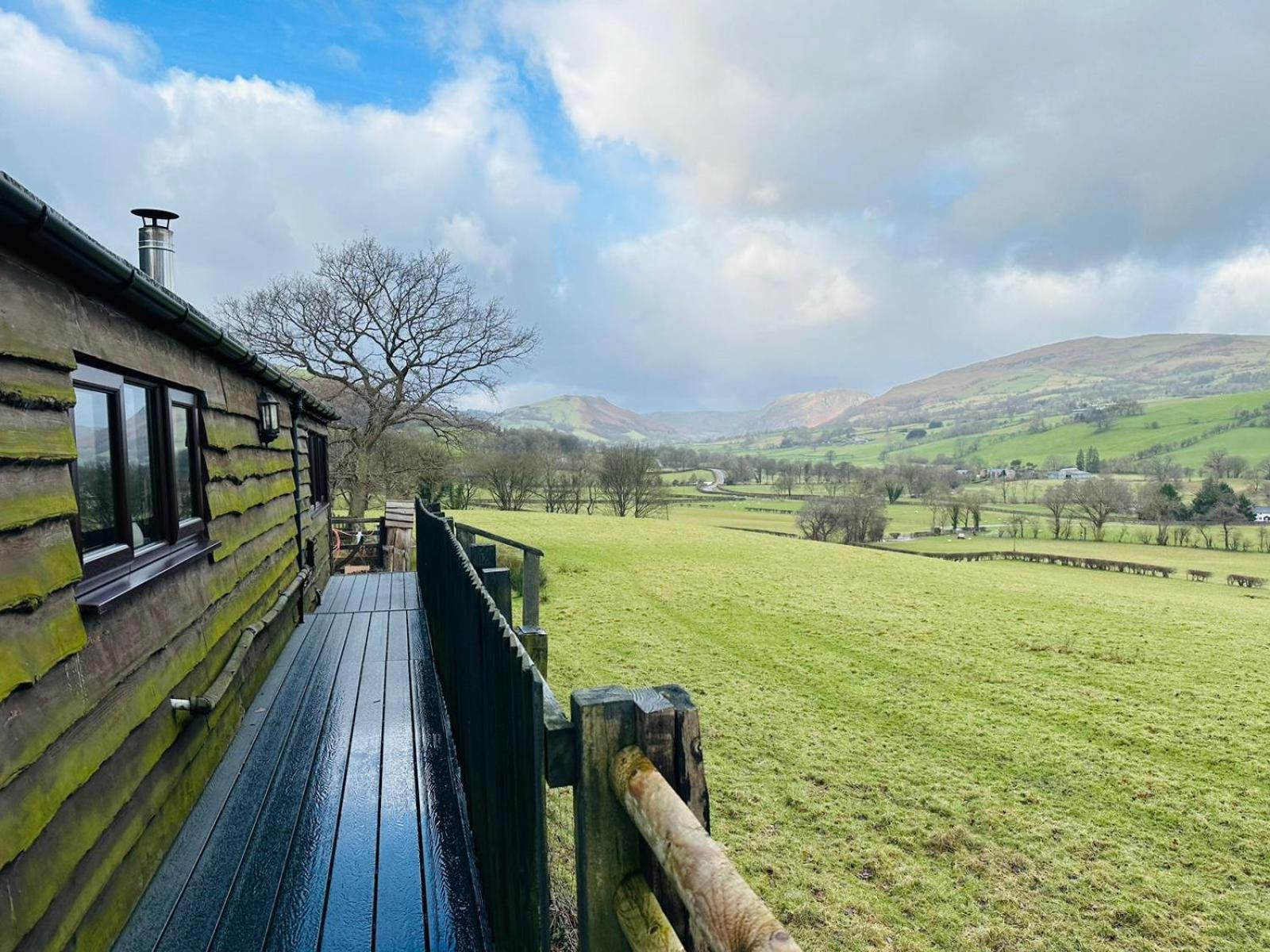 Villa The Retreat Llanrhaeadr-ym-Mochnant Exterior foto