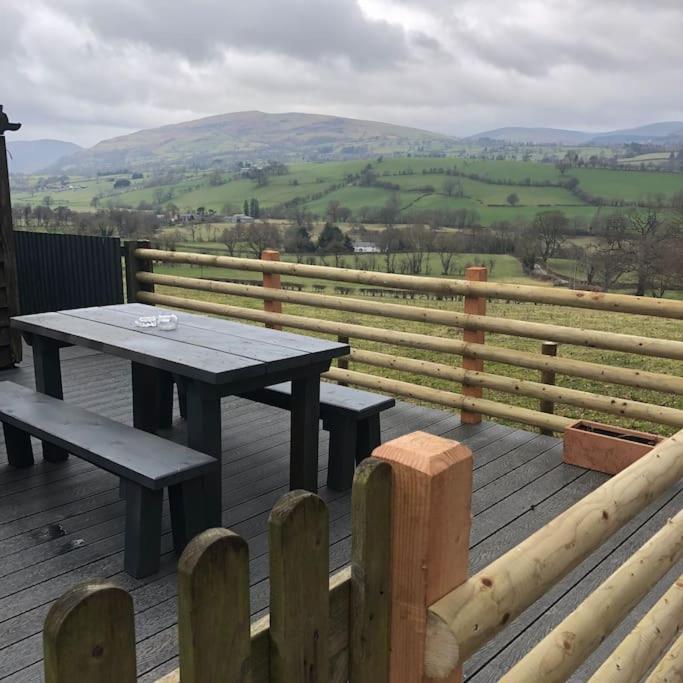 Villa The Retreat Llanrhaeadr-ym-Mochnant Exterior foto