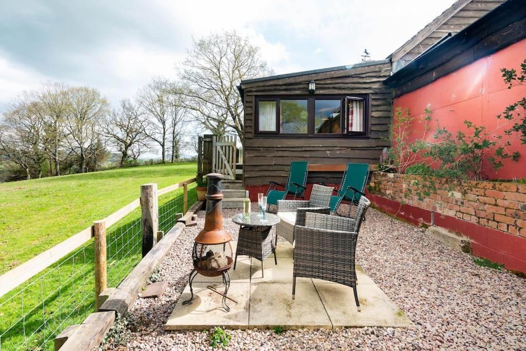 Villa The Retreat Llanrhaeadr-ym-Mochnant Exterior foto