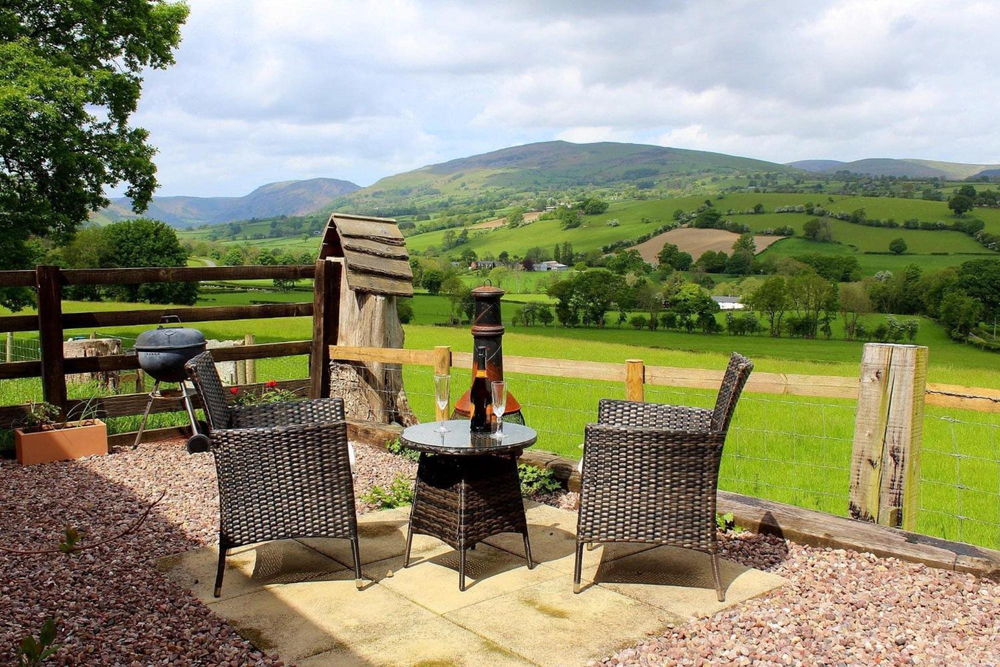 Villa The Retreat Llanrhaeadr-ym-Mochnant Exterior foto